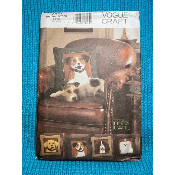 Vogue Pattern 7441 Dog Throw pillows - Picture 1 of 9
